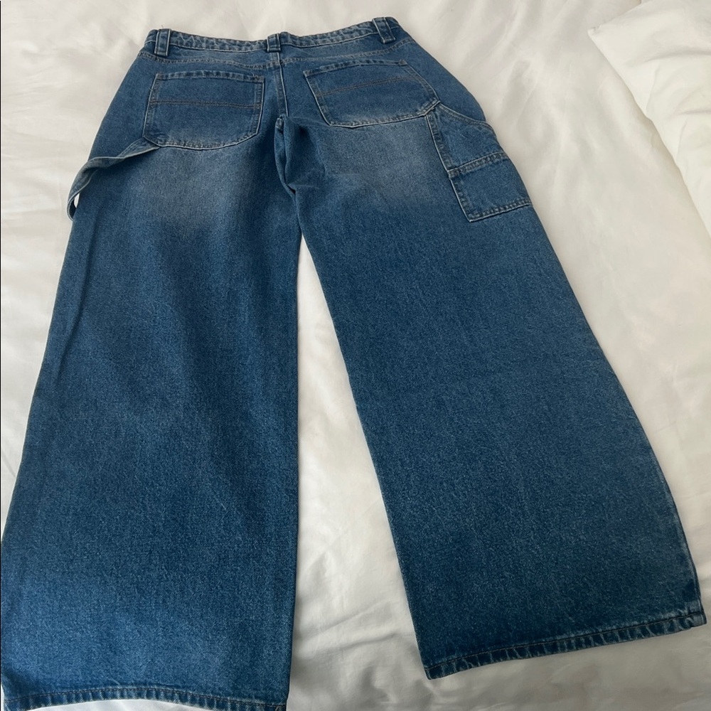 edikted Carpenter Low Rise Jeans - Picture 5 of 9
